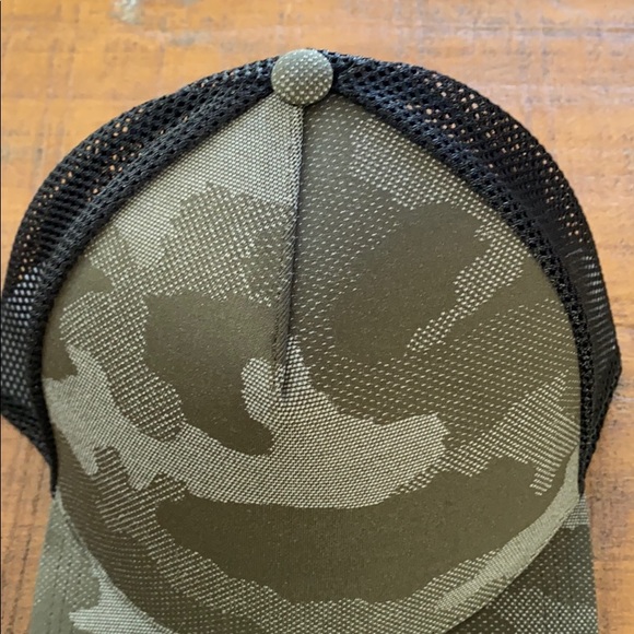 LAST ONE:  Lululemon Commission Hat - Picture 6 of 10